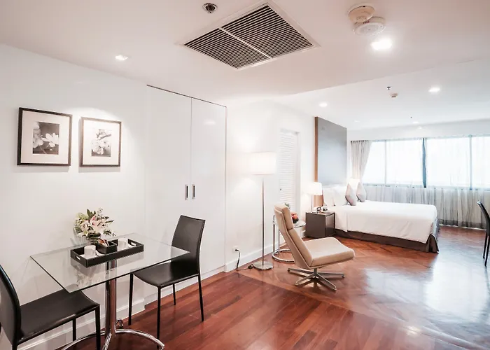 Parkroyal 4*