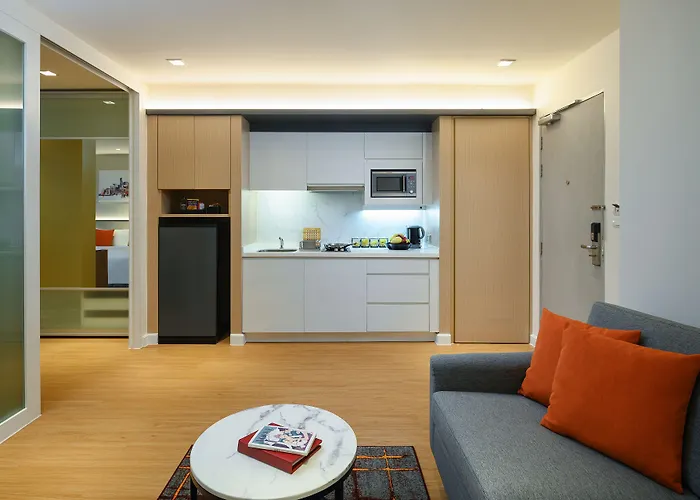 Parkroyal 4*