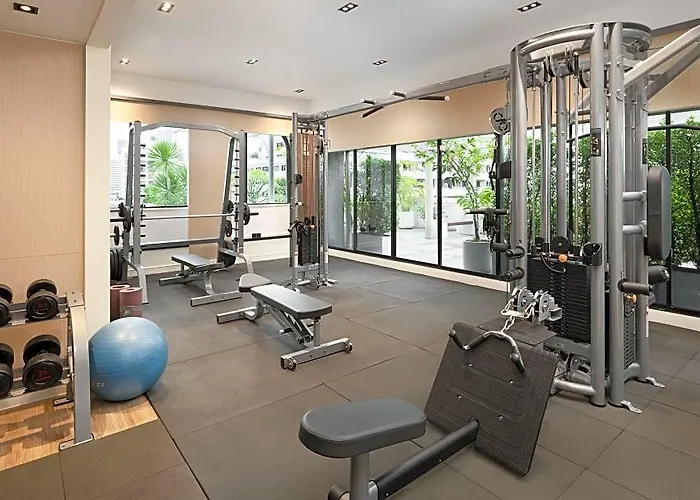 Parkroyal Hotel 4*