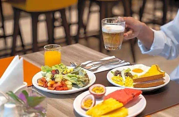 Hotel Parkroyal 4*
